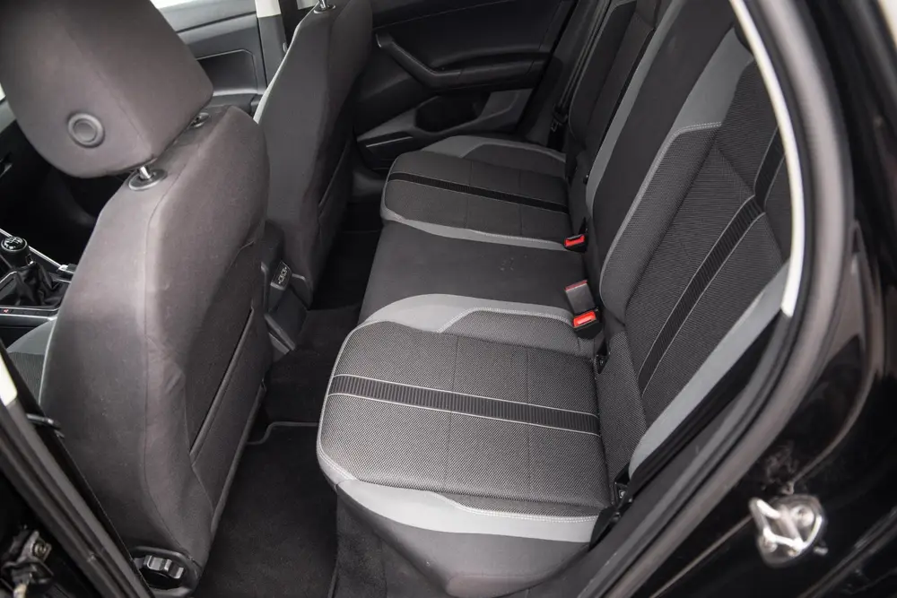 Volkswagen Polo 1.0 TSI Highline R-LINE / CARPLAY / NAVI / Z uit 2019, foto 17