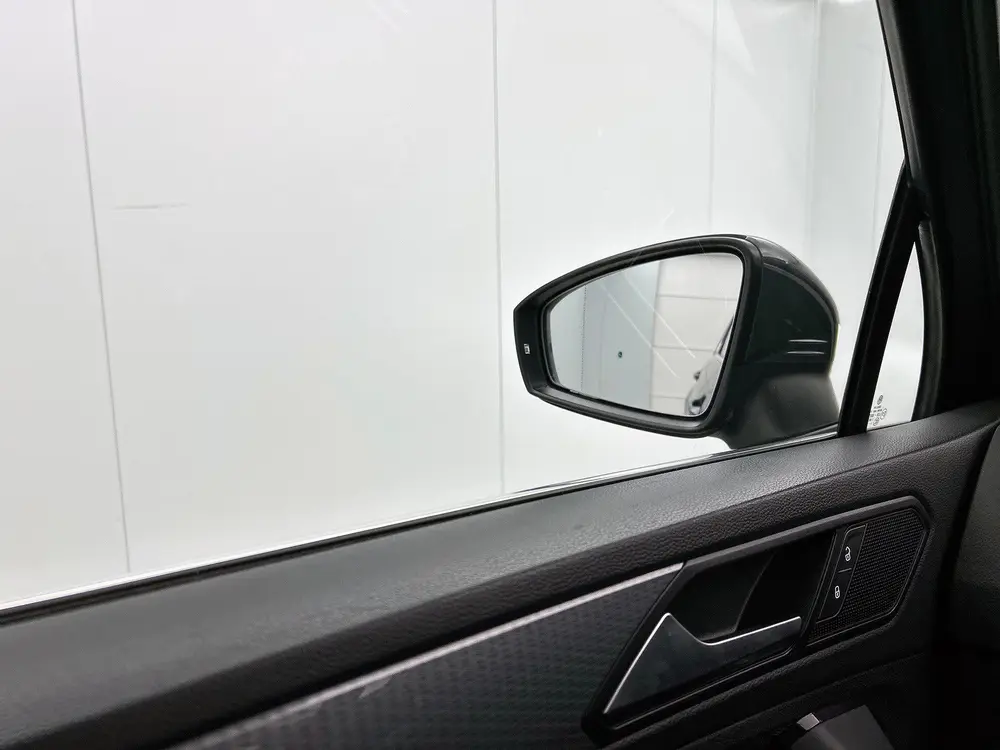 Volkswagen Tiguan 1.5 TSI Life Business | Stoelverwarming | uit 2021, foto 18