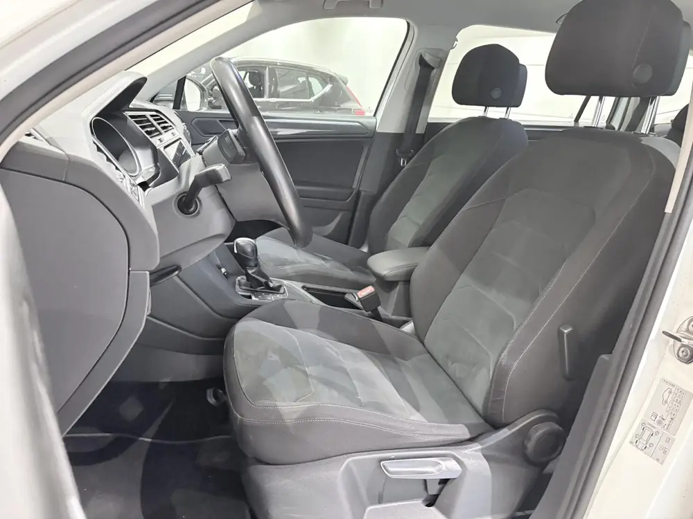 Volkswagen Tiguan Allspace 1.5 TSI R-Line uit 2021, foto 12