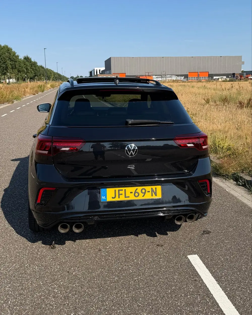 Volkswagen T-Roc 2.0 TSI 300pk 4Motion 7-DSG 2021 Zwart uit 2021, foto 3