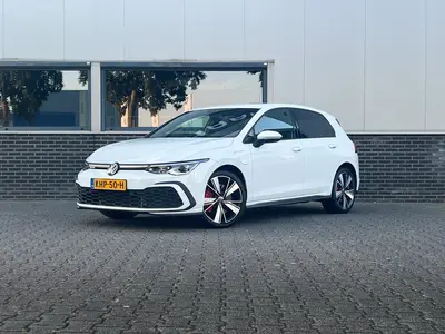 Volkswagen Golf 1.4 TSI eHybrid GTE - IQ. Light - Stoelverw uit 2022