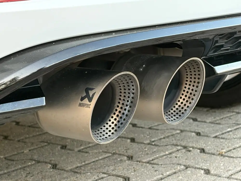 Volkswagen Golf VII Golf 2.0 TSI R Performance Pano Akra Leer VOL! uit 2020, foto 4