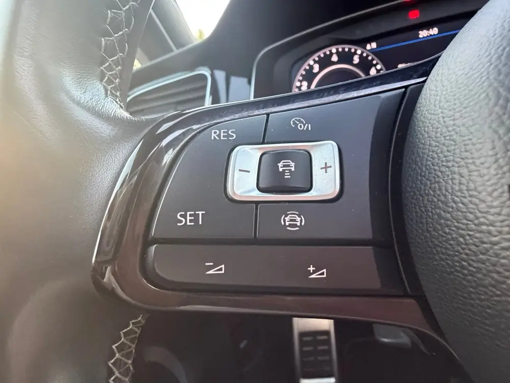 Volkswagen Golf VII Golf 2.0 TSI R Performance Pano Akra Leer VOL! uit 2020, foto 5