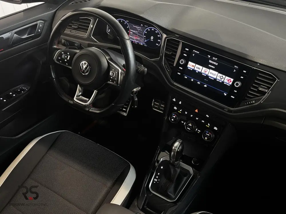 Volkswagen T-Roc 1.5 TSI 150 pk DSG Sport | Navi | Pano | LE uit 2019, foto 4