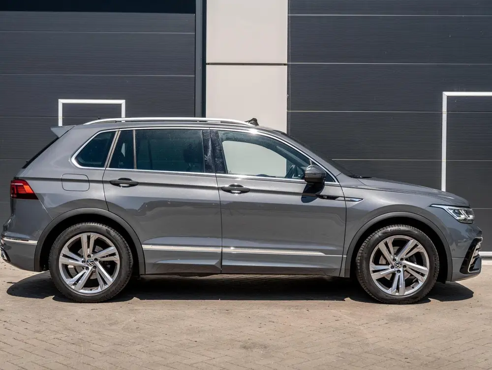 Volkswagen Tiguan 1.5 TSI R-Line Leder|Cam|Memory|Pano|VOL! uit 2020, foto 6