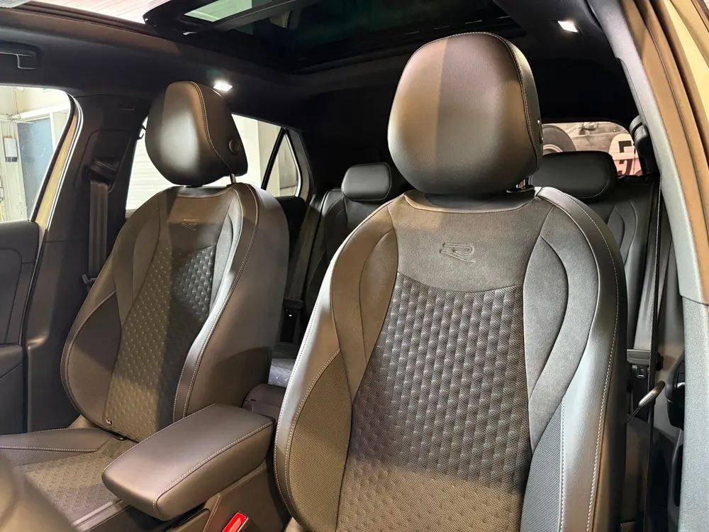 Volkswagen T-Roc 1.5 eTsi R-Line First Edition uit 2026, foto 7