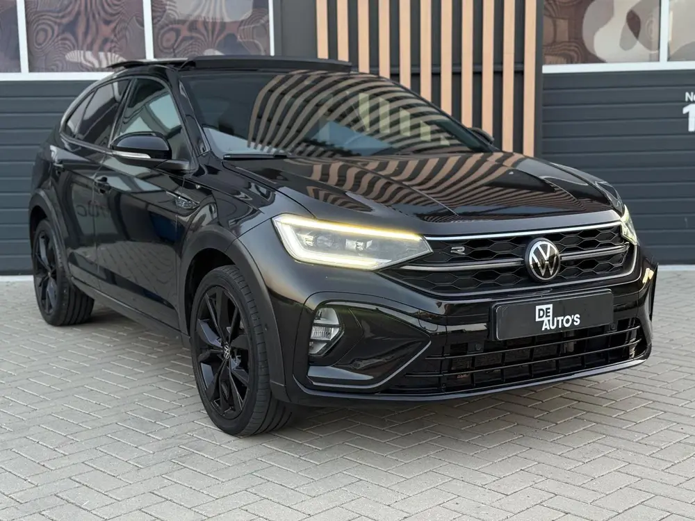 Volkswagen Taigo R-Line 1.5 TSI 150PK / PANO / DSG / VOL uit 2022