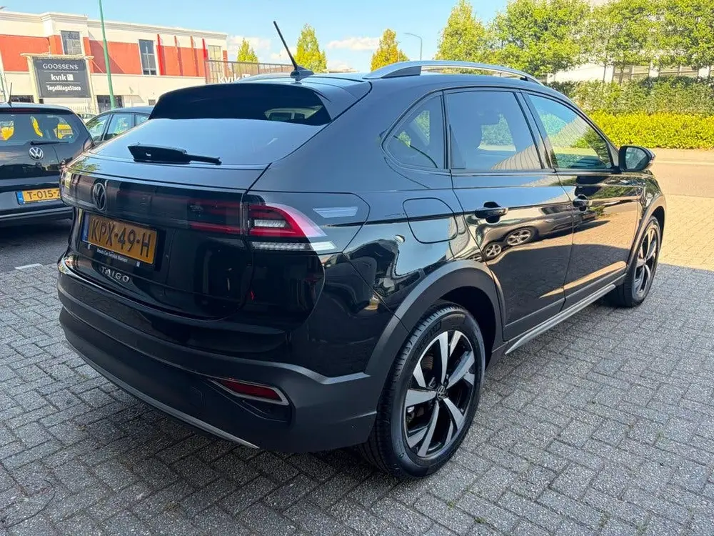 Volkswagen Taigo 1.5 TSI R-Line, IQ-Light, Virtual Cockpit uit 2022, foto 3