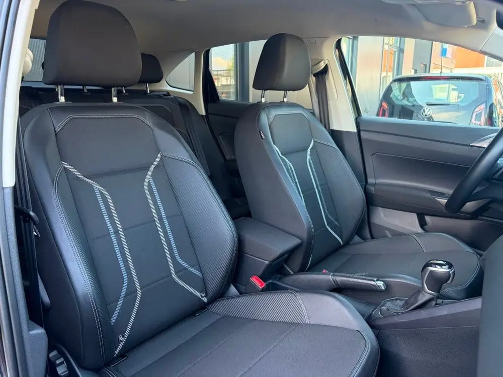 Volkswagen Taigo 1.5 TSI R-Line, IQ-Light, Virtual Cockpit uit 2022, foto 6