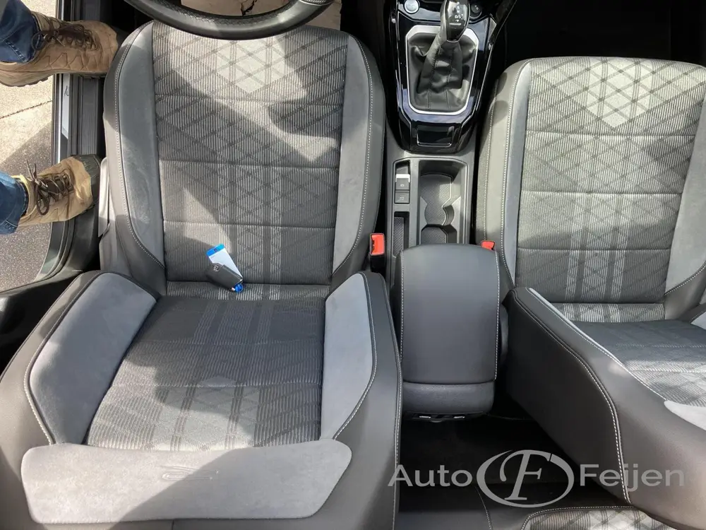 Volkswagen T-Roc 1.5 TSI DSG R-LINE EDITION , PANO , BLACK S uit 2025, foto 13