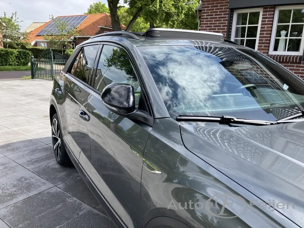 Volkswagen T-Roc 1.5 TSI DSG R-LINE EDITION , PANO , BLACK S uit 2025, foto 14