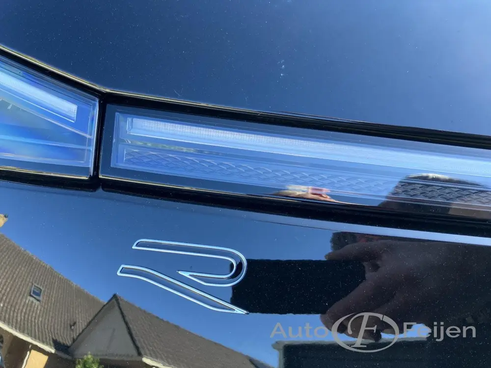 Volkswagen T-Roc 1.5 eTsi DSG R-LINE FIRST EDITION BLACK STY uit 2026, foto 10