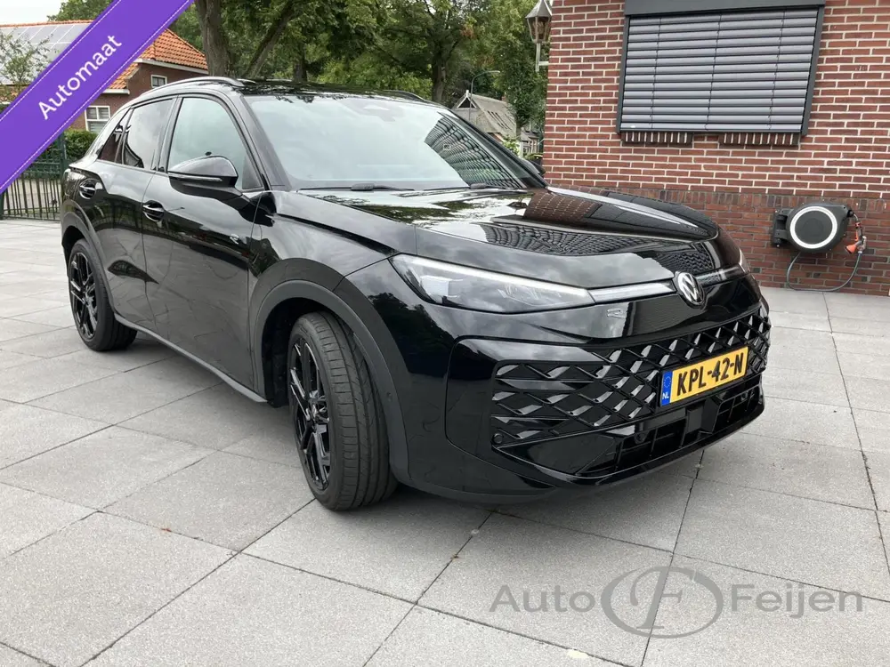 Volkswagen T-Roc 1.5 eTsi DSG R-LINE FIRST EDITION BLACK STY uit 2026, foto 2