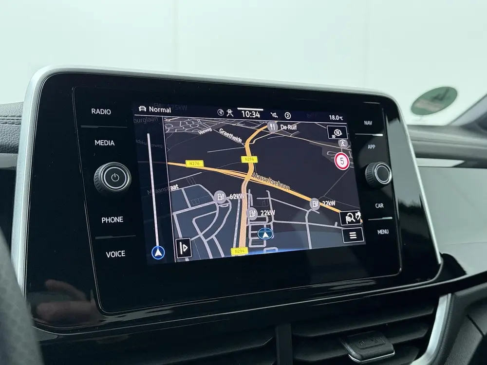 Volkswagen T-Roc 1.5 TSI R-Line | 150 PK | Automaat | Trekha uit 2025, foto 14