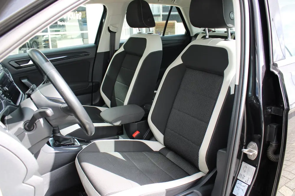 Volkswagen T-Roc 1.5 TSI Sport | AUTOMAAT | Navigatie | Adap uit 2020, foto 10