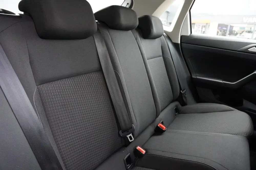 Volkswagen Polo 1.0 TSI Comfortline | 5deurs | Navigatie | E uit 2019, foto 16
