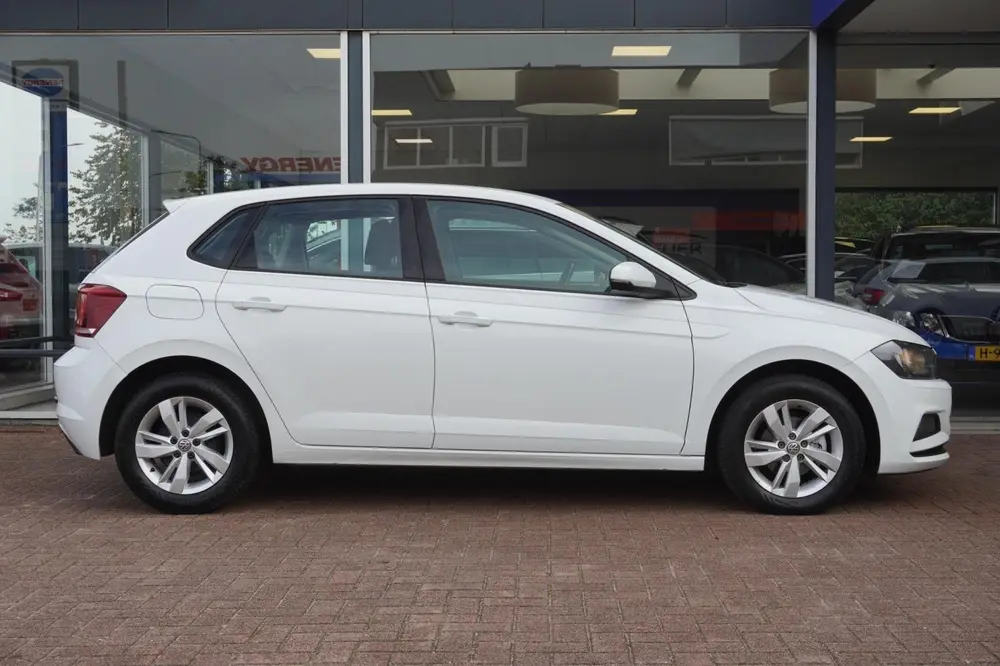 Volkswagen Polo 1.0 TSI Comfortline | 5deurs | Navigatie | E uit 2019, foto 3