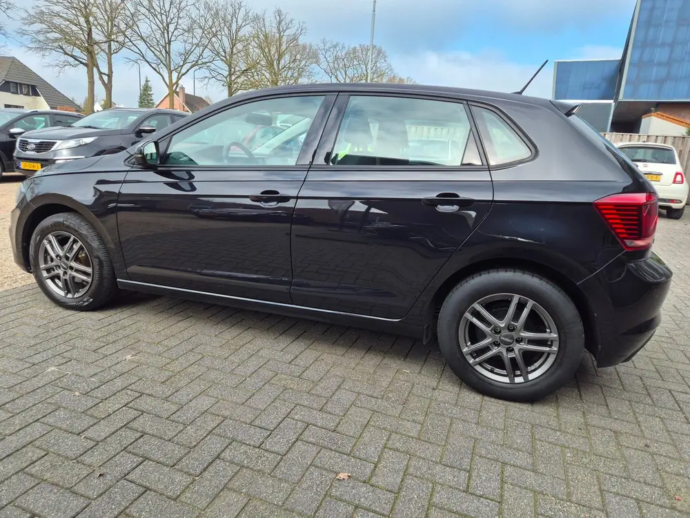Volkswagen Polo 1.0 TSI Comfortline Business uit 2019, foto 4