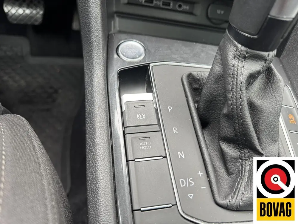 Volkswagen Tiguan Allspace 2.0 TSI 4Motion Highline 7p Bom v uit 2019, foto 19