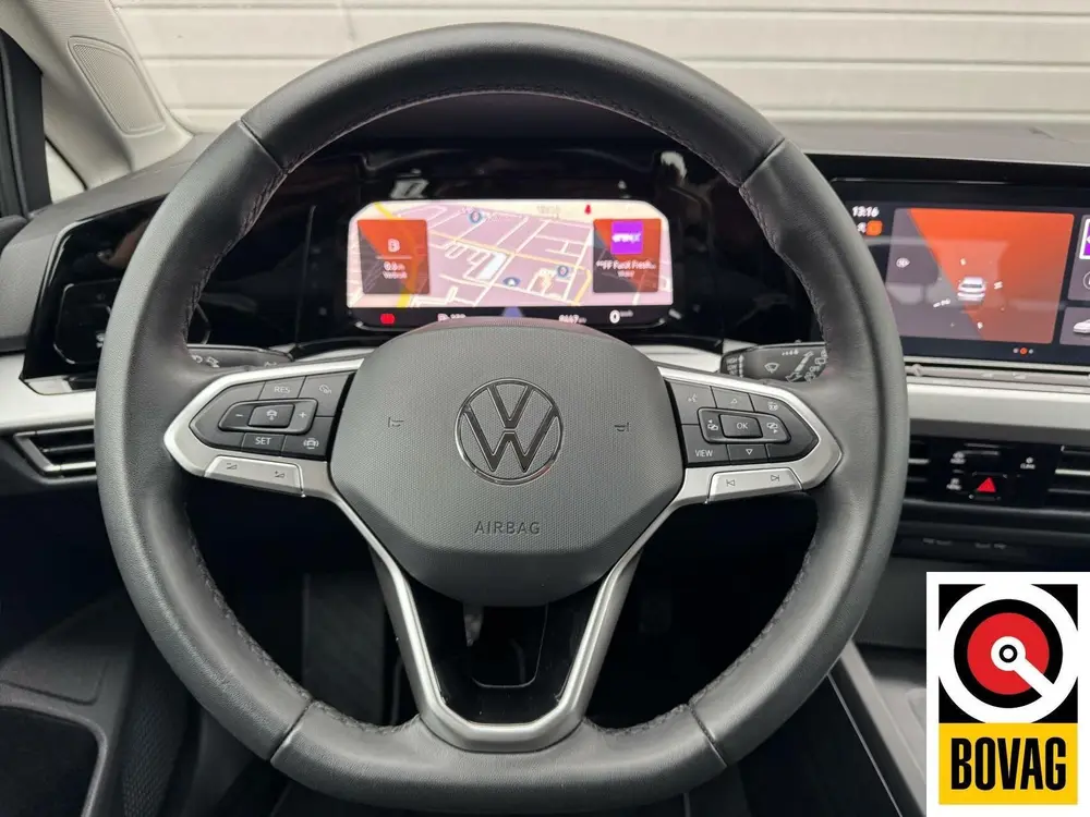 Volkswagen Golf 1.5 TSI R-Line uit 2024, foto 17