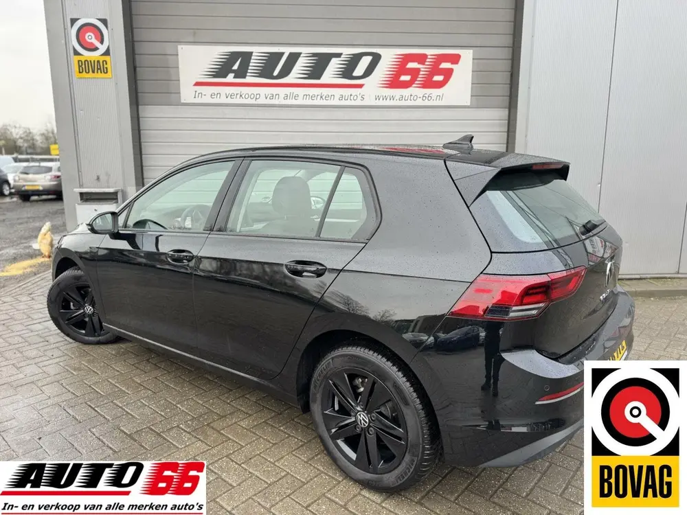 Volkswagen Golf 1.5 TSI R-Line uit 2024, foto 4