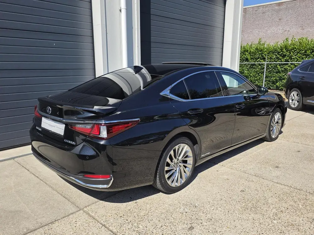 Lexus ES 300h President Line full options uit 2019, foto 7