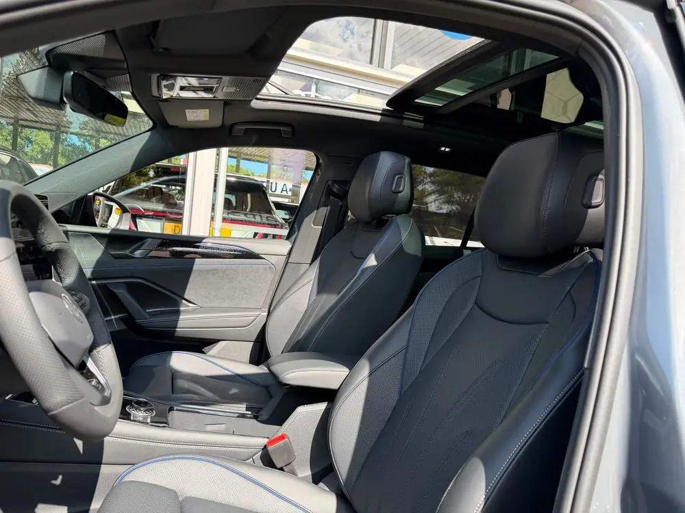 Volkswagen Tiguan 1.5 eHybrid R-Line Edition 272PK PANORAMA uit 2026, foto 15
