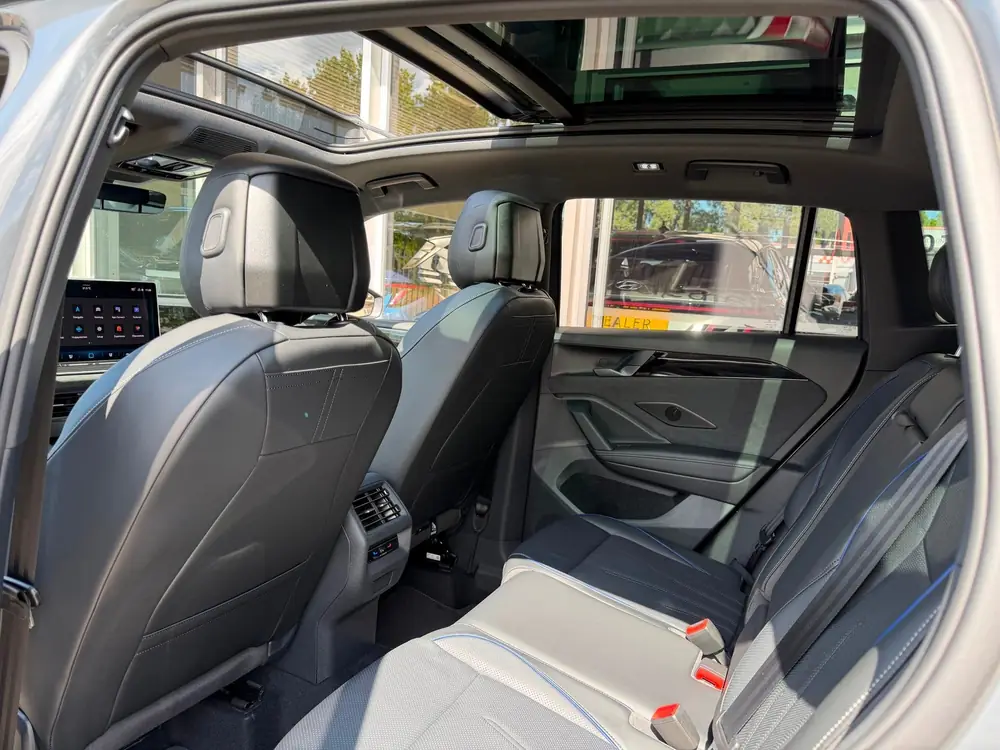 Volkswagen Tiguan 1.5 eHybrid R-Line Edition 272PK PANORAMA uit 2026, foto 16