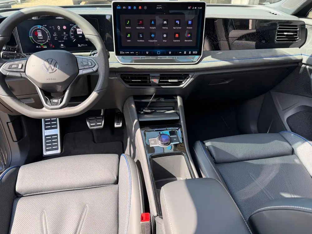 Volkswagen Tiguan 1.5 eHybrid R-Line Edition 272PK PANORAMA uit 2026, foto 18