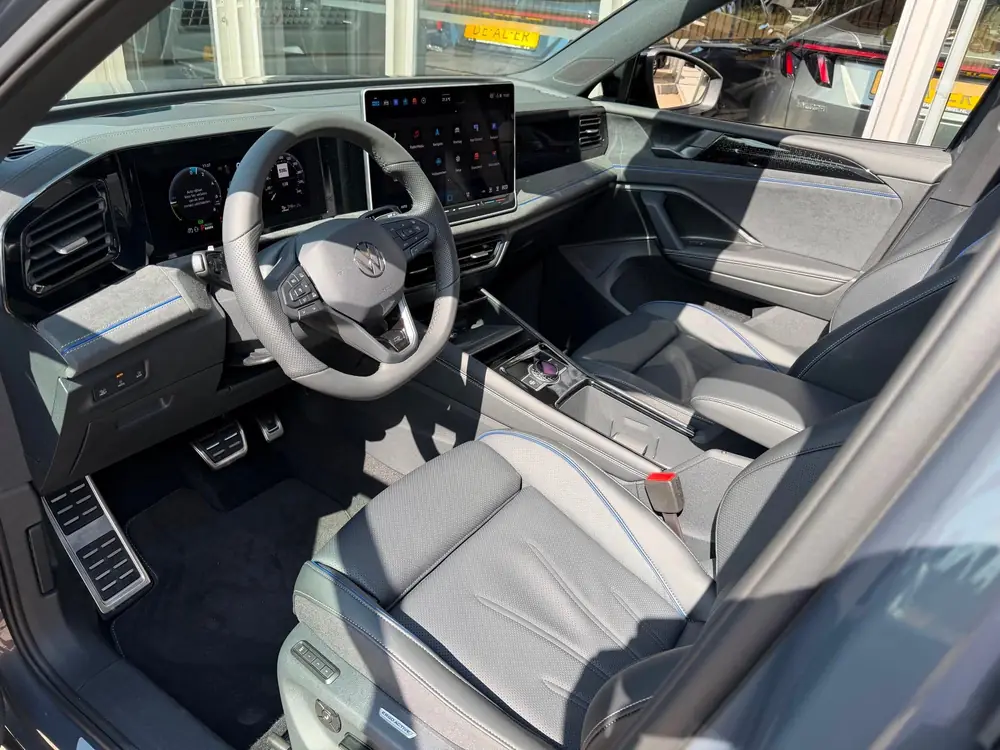 Volkswagen Tiguan 1.5 eHybrid R-Line Edition 272PK PANORAMA uit 2026, foto 7
