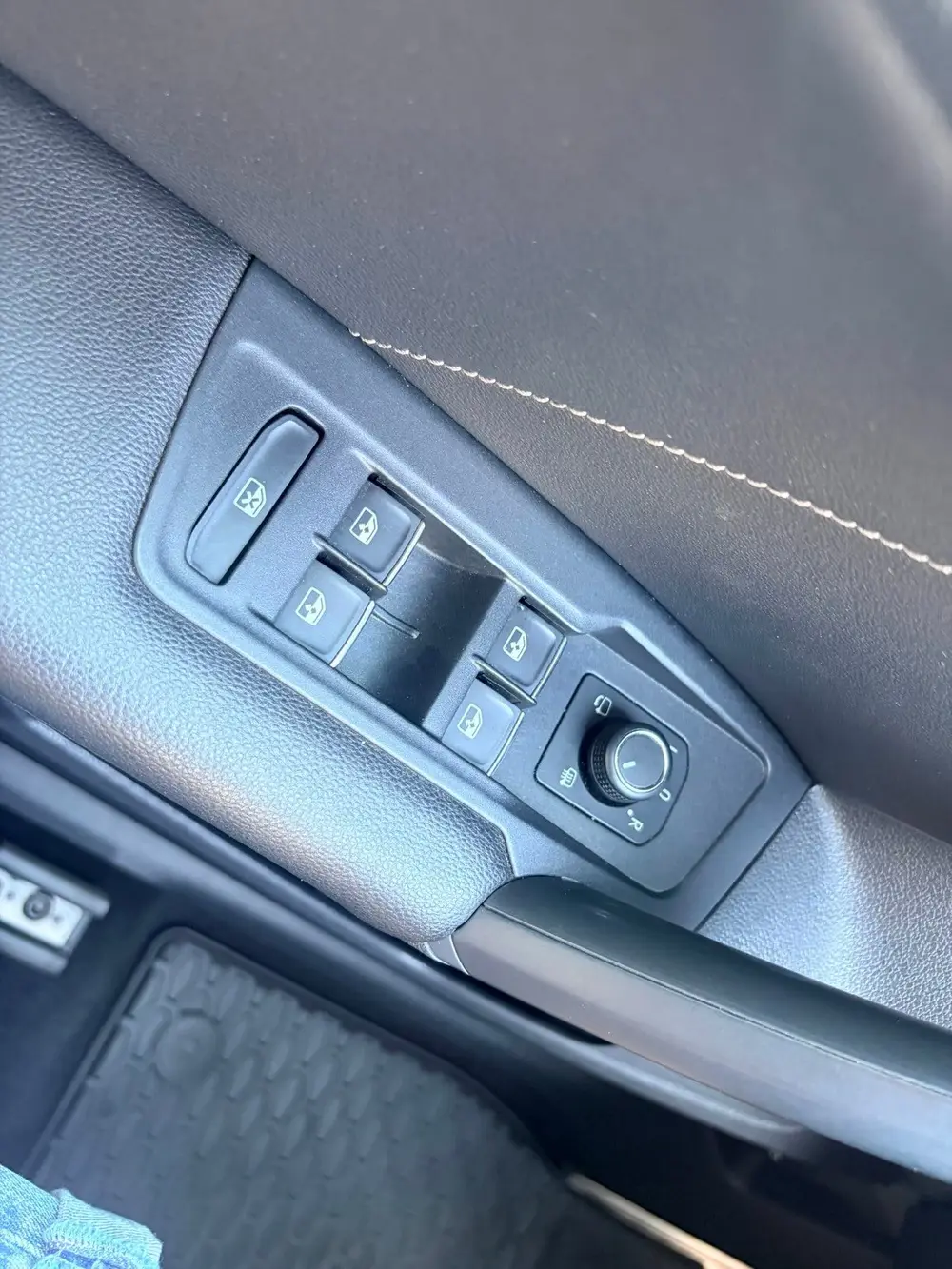 Volkswagen Tiguan 1.5 TSI ACT Highline Business R-Line | LED uit 2019, foto 12