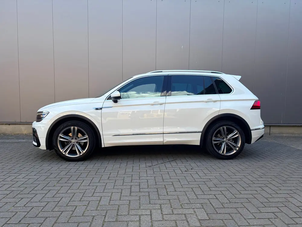 Volkswagen Tiguan 1.5 TSI ACT Highline Business R-Line | LED uit 2019, foto 2