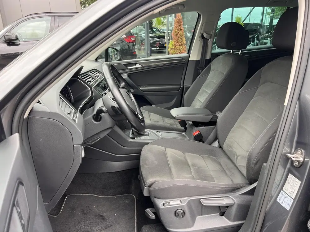 Volkswagen Tiguan 1.5 TSI ACT Comfortline Business Automaat uit 2020, foto 19
