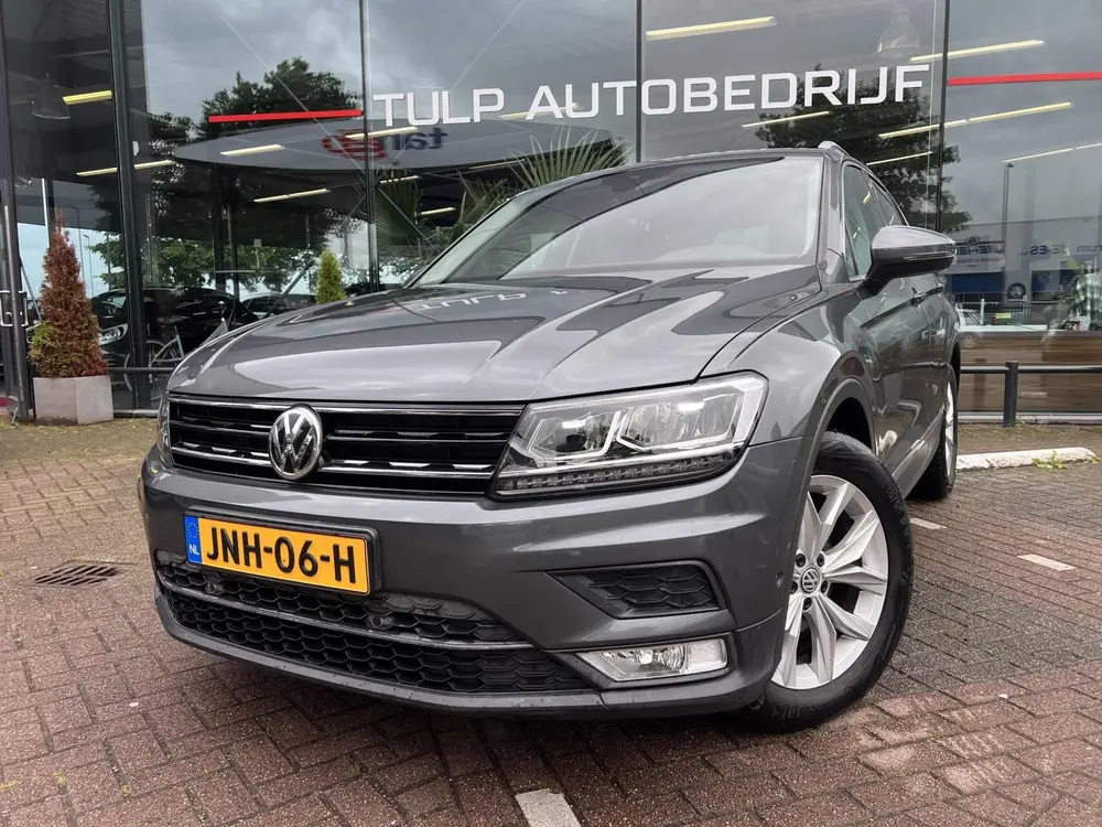 Volkswagen Tiguan 1.5 TSI ACT Comfortline Business Automaat uit 2020, foto 3