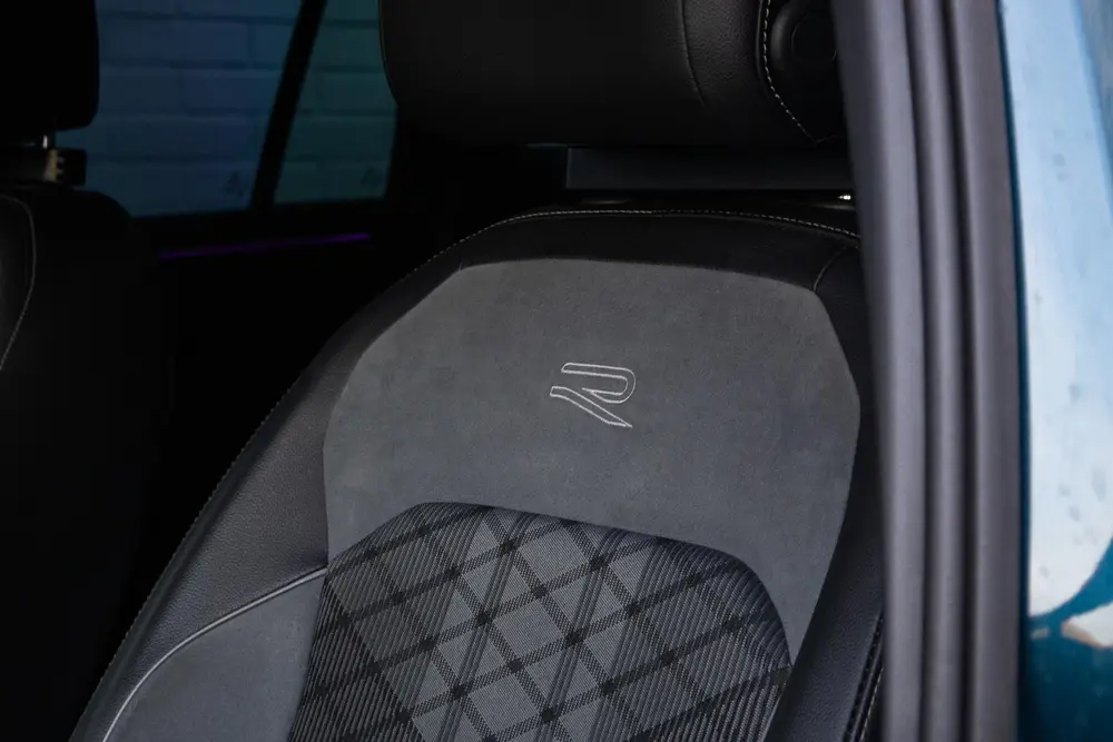 Volkswagen Tiguan 1.4 TSI R-line IQ-LIGHTS|TREKHAAK|AUTOPARK uit 2022, foto 13