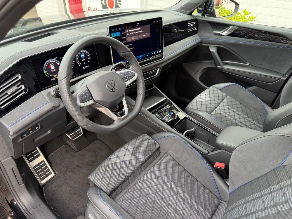Volkswagen Tiguan 1.5 eHybrid 272pk DSG-6 R-Line Edition/ Pa uit 2026, foto 3