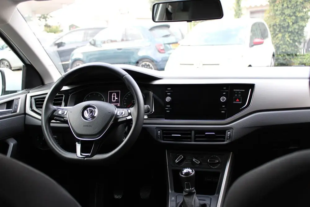 Volkswagen Polo 1.0 MPI 80pk CARPLAY / NAVI / CRUISE uit 2019, foto 18