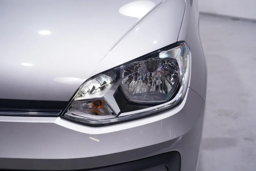 Volkswagen Up! 1.0 Stoelverwarming Bluetooth DAB Radio all-s uit 2021, foto 4