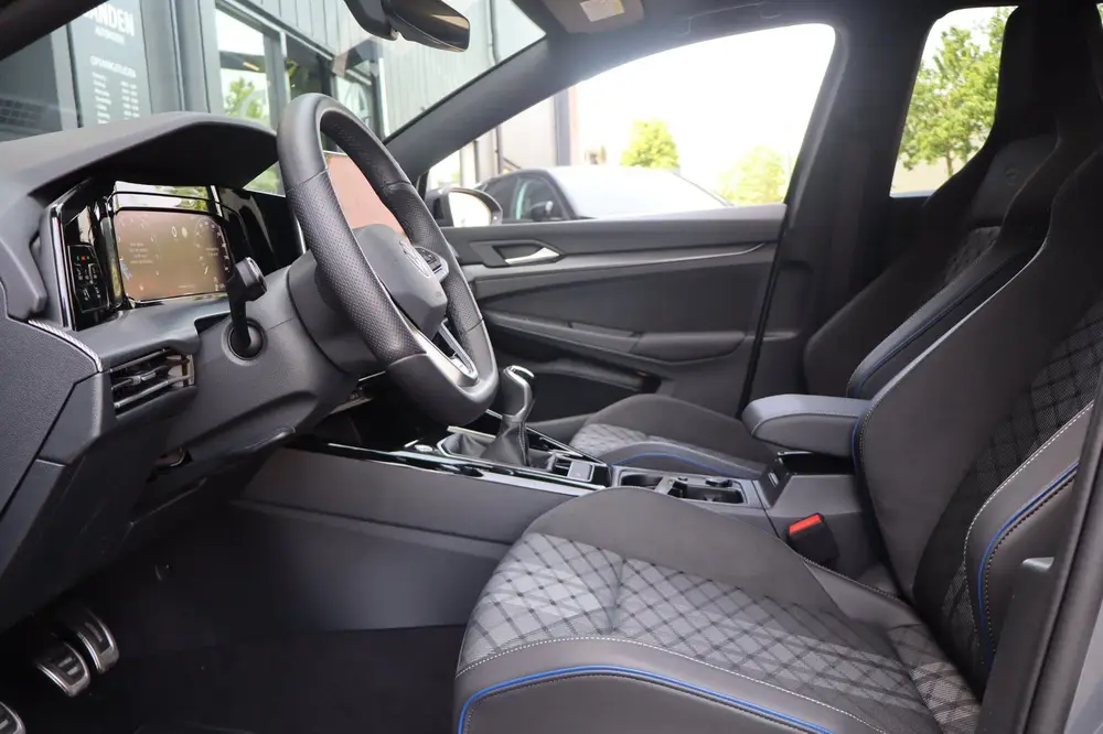 Volkswagen Golf 1.5 TSI R-Line Edition|150PK|Ledmatrix|Navig uit 2025, foto 15