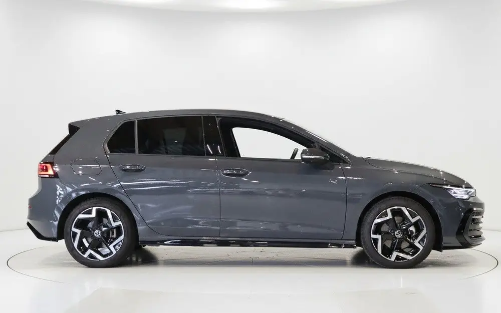 Volkswagen Golf 1.5 TSI R-Line Edition|150PK|Ledmatrix|Navig uit 2025, foto 2