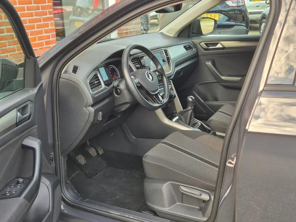 Volkswagen T-Roc 1.0 TSI Style 110PK 5drs airco, adapt.cruis uit 2021, foto 8