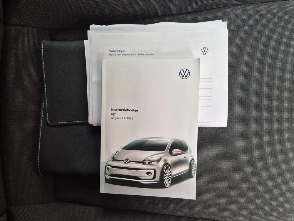 Volkswagen Up! 1.0 BMT move up! 60PK 5drs airco, navi, carki uit 2020, foto 11