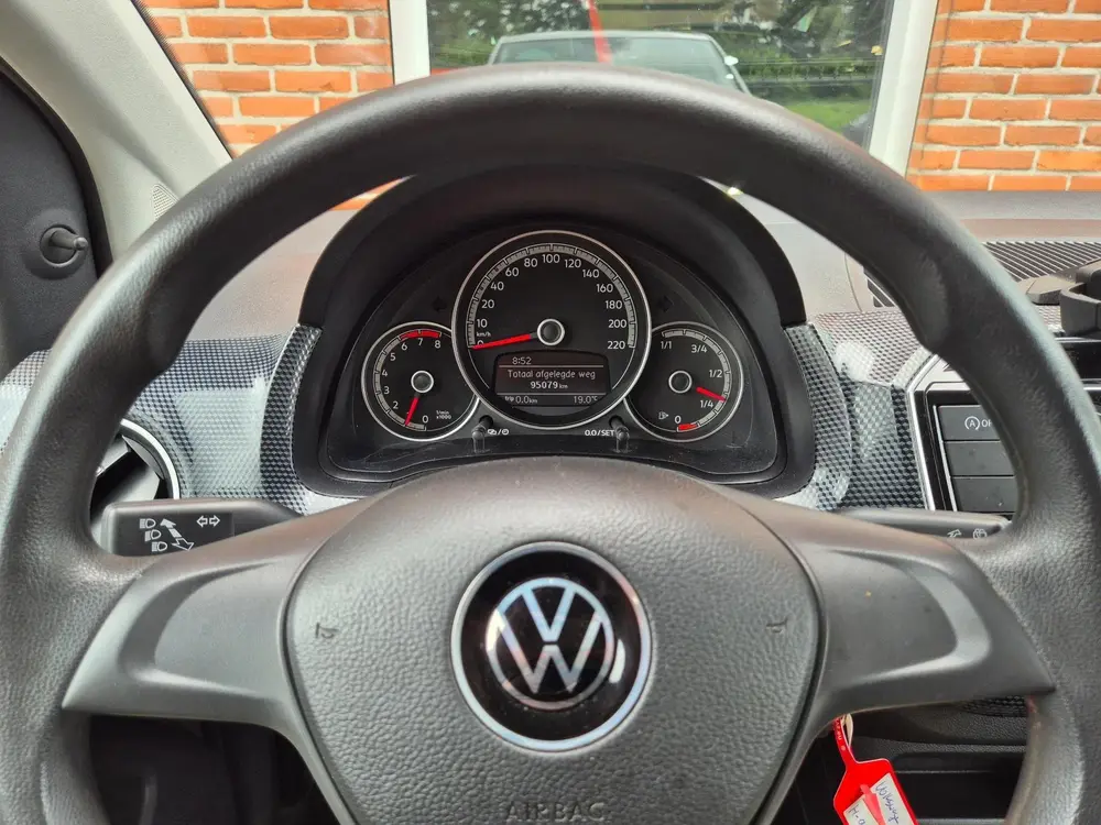 Volkswagen Up! 1.0 BMT move up! 60PK 5drs airco, navi, carki uit 2020, foto 15