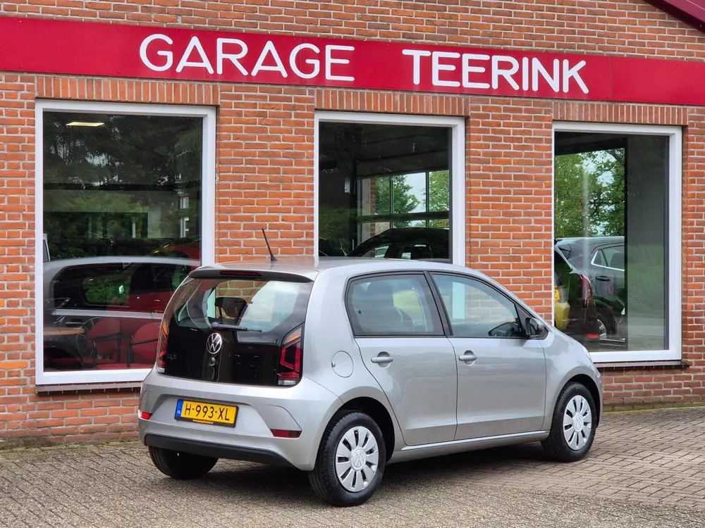 Volkswagen Up! 1.0 BMT move up! 60PK 5drs airco, navi, carki uit 2020, foto 6