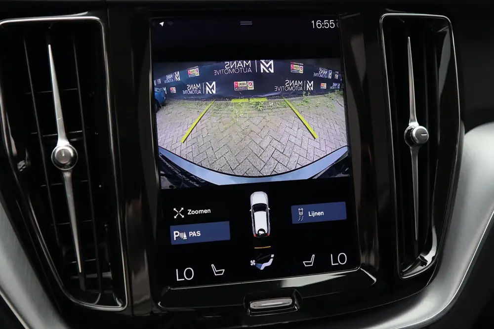 Volvo XC60 2.0 B5 / PANO / ACC / CAMERA / KEYLESS / STUUR+ST uit 2021, foto 8