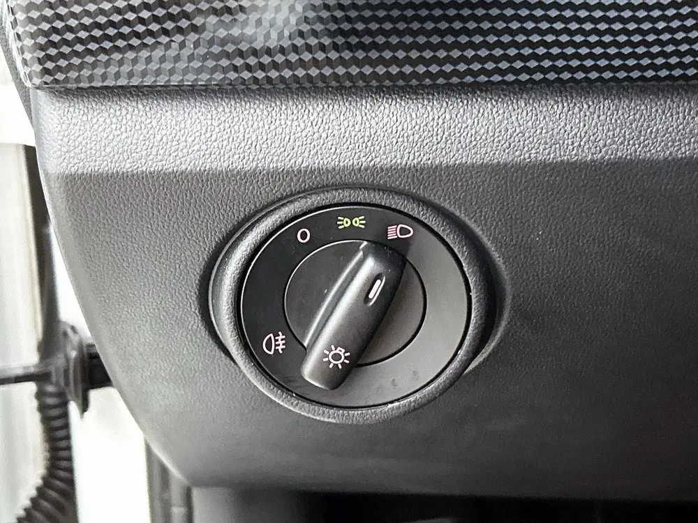Volkswagen Up! 1.0 65 PK | Maps + More | Bluetooth | DAB+ Ra uit 2021, foto 18