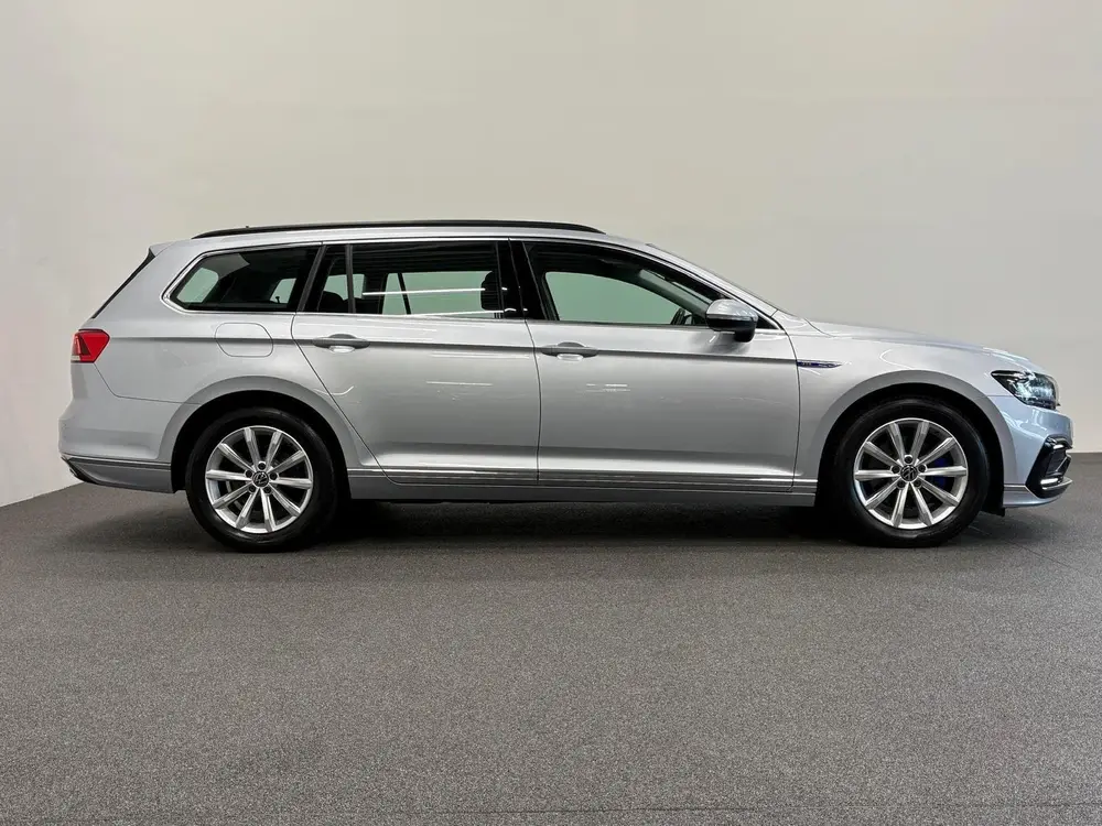 Volkswagen Passat Variant 1.4 TSI PHEV GTE Business Airco EC uit 2022, foto 6