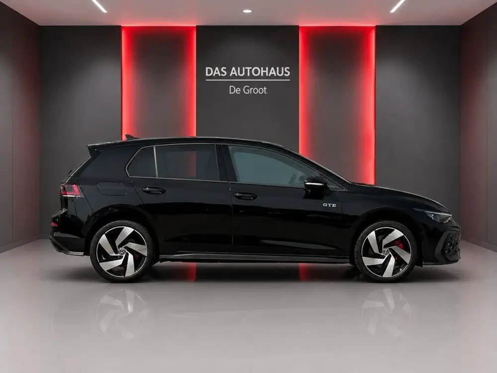 Volkswagen Golf 1.5 eHybrid 272pk GTE Black Style | Leer | P uit 2025, foto 5