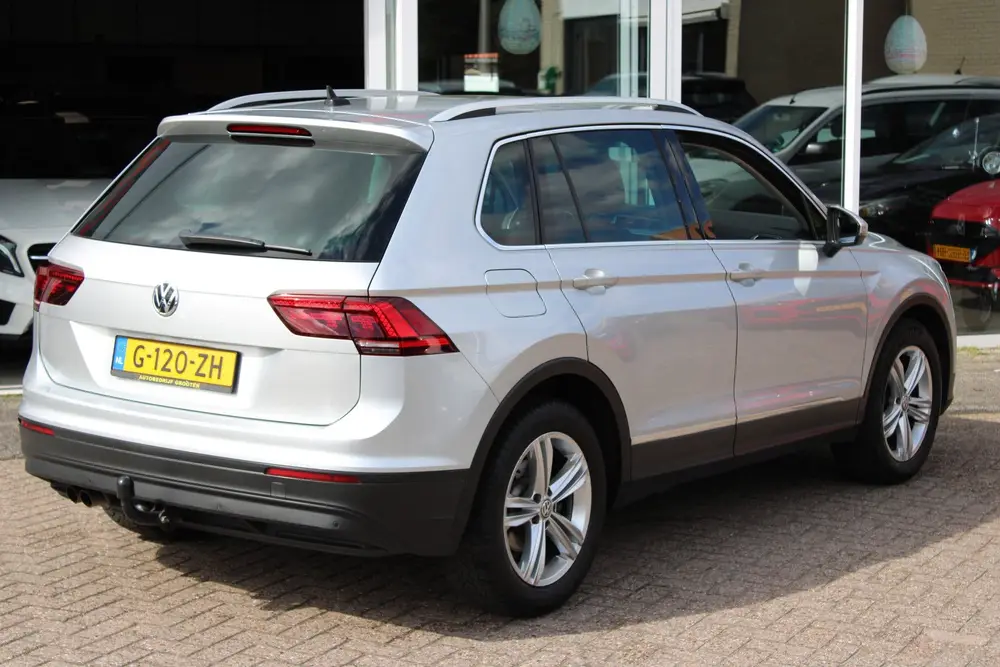 Volkswagen Tiguan 1.5 TSI ACT//NAVI//TREKHAAK! (bj 2020) uit 2020, foto 3