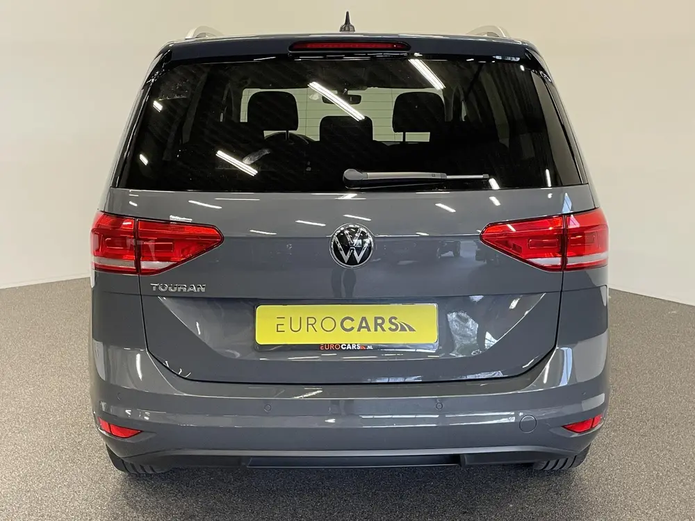 Volkswagen Touran 1.5 TSI DSG Highline Navigatie Parkeersens uit 2020, foto 6